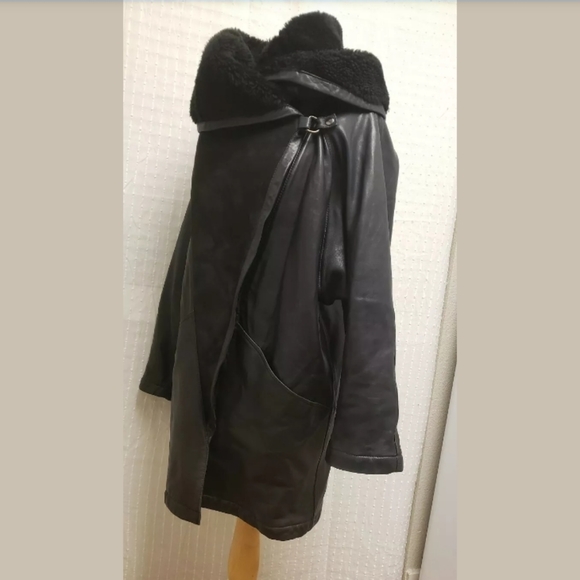 SOLD! BYBLOS Vintage Lambskin Jacket - Picture 3 of 8